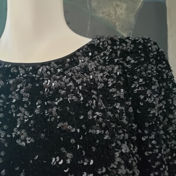 H&M | Sequin Dress - Picture 4 of 10